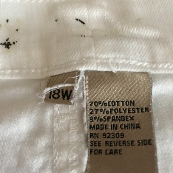 DG2 by Diane Gilman White 5-Pocket Cropped Jeans Size 18W - Picture 15 of 15